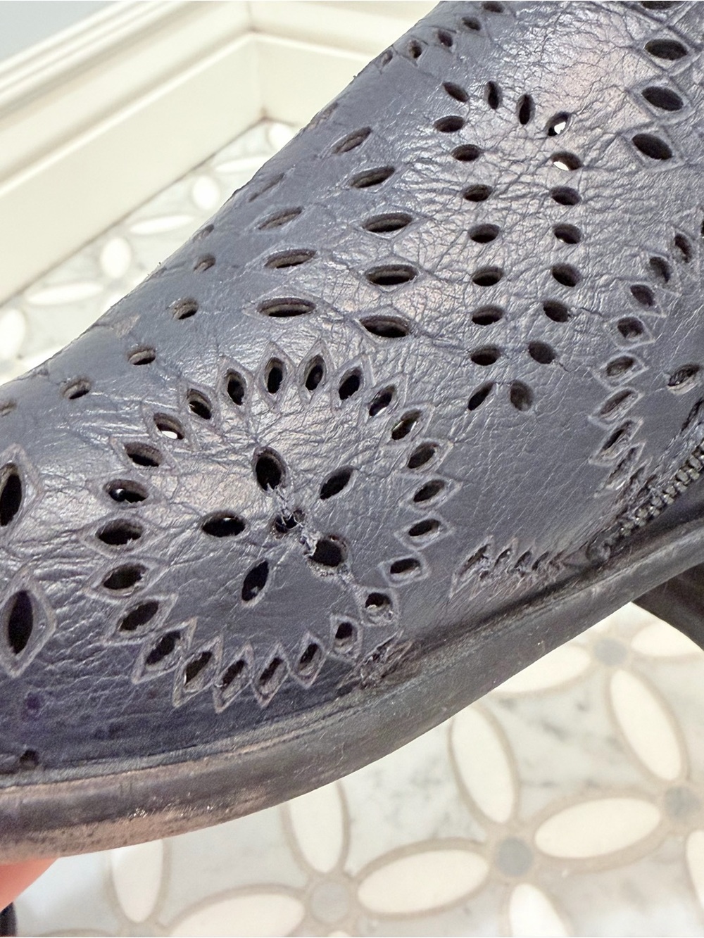 Veracruz Artisans Navy Blue Laser Cut Perforated Leather Booties - Size 40 - Picture 9 of 12